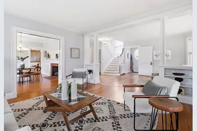 37 Pomfret St, Boston, MA 02132 - Photo 13