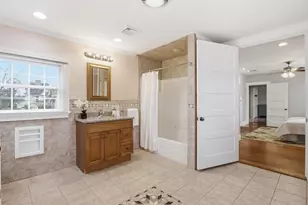 37 Pomfret St, Boston, MA 02132 - Photo 29