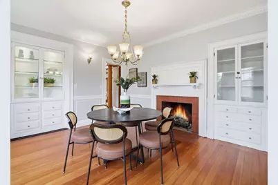 37 Pomfret St, Boston, MA 02132 - Photo 15