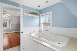 37 Pomfret St, Boston, MA 02132 - Photo 37