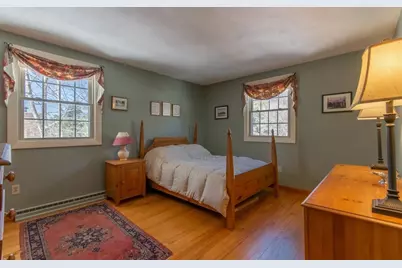 60 Sheffield Ln, Northampton, MA 01062 - Photo 25