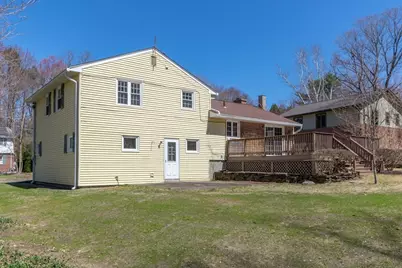 60 Sheffield Ln, Northampton, MA 01062 - Photo 5