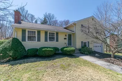 60 Sheffield Ln, Northampton, MA 01062 - Photo 1