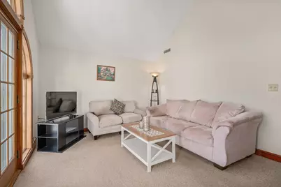 113 Temple Rd, Waltham, MA 02452 - Photo 21