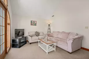 113 Temple Rd, Waltham, MA 02452 - Photo 21