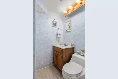 113 Temple Rd, Waltham, MA 02452 - Photo 33