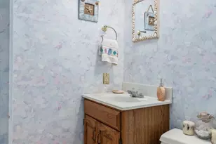 113 Temple Rd, Waltham, MA 02452 - Photo 33
