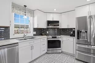 379 Cathy St, Fitchburg, MA 01420 - Photo 9