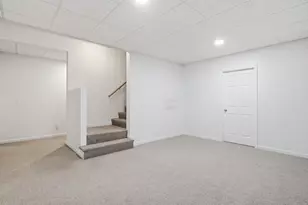 7 Tideswell Ln, Worcester, MA 01609 - Photo 33