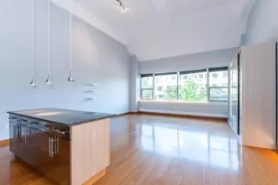 290 Pleasant St, Watertown, MA 02472 - Photo 9