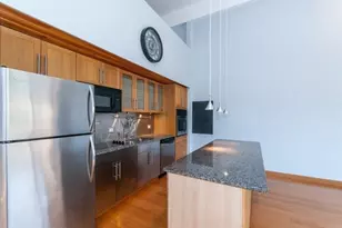 290 Pleasant St, Watertown, MA 02472 - Photo 5