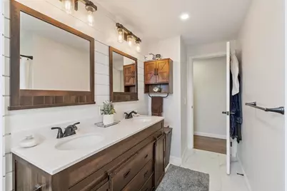 17 Horseshoe Rd, Dracut, MA 01826 - Photo 19