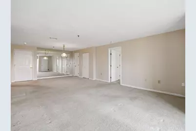 3920 Mystic Valley Pkwy #423, Medford, MA 02155 - Photo 11