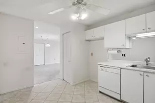 3920 Mystic Valley Pkwy, Medford, MA 02155 - Photo 15