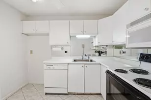 3920 Mystic Valley Pkwy, Medford, MA 02155 - Photo 17