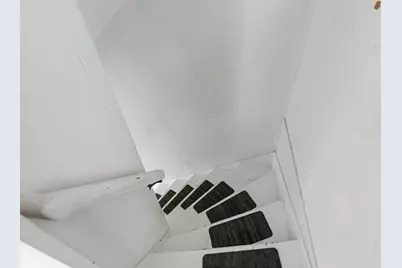 28 Borden St, New Bedford, MA 02740 - Photo 17