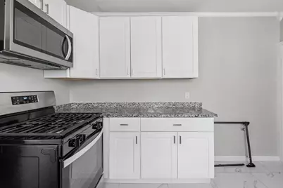 28 Borden St, New Bedford, MA 02740 - Photo 9