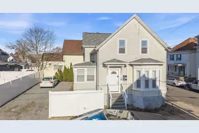 28 Borden St, New Bedford, MA 02740 - Photo 3