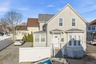 28 Borden St, New Bedford, MA 02740 - Photo 3