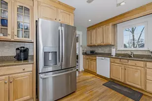 12 Woodlawn Ave, Chelmsford, MA 01824 - Photo 5