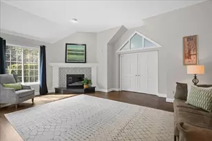 365 Green St, Northborough, MA 01532 - Photo 11