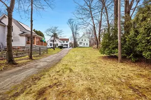 18 Cedar St, Westborough, MA 01581 - Photo 25