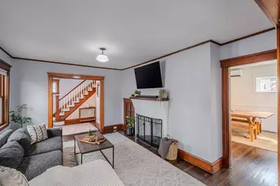 81 Linden Rd, Melrose, MA 02176 - Photo 9