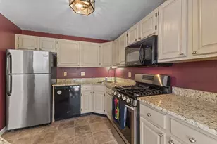 44 Chapman Pl, Leominster, MA 01453 - Photo 9