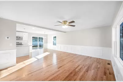 39 Wallace, Springfield, MA 01119 - Photo 5