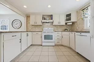 4 Clement St, Sandwich, MA 02563 - Photo 13