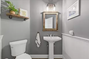 24 Winthrop Dr, Franklin, MA 02038 - Photo 19