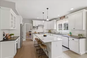 24 Winthrop Dr, Franklin, MA 02038 - Photo 11