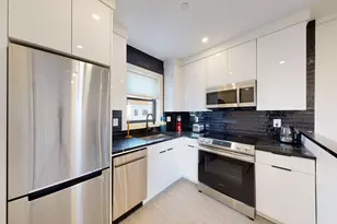 353 E 8th St, Boston, MA 02127 - Photo 7