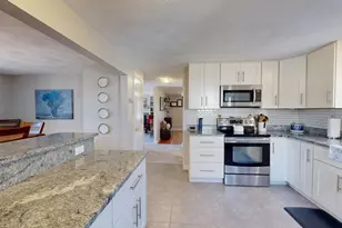 205 Golden Hill Ave, Haverhill, MA 01830 - Photo 9