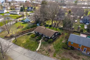 172 Brook St, Somerset, MA 02726 - Photo 25