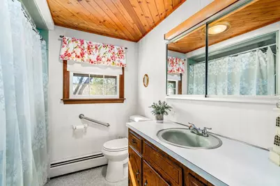 172 Brook St, Somerset, MA 02726 - Photo 13