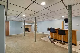 77 Zenith Dr, Worcester, MA 01602 - Photo 29