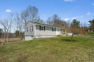 77 Zenith Dr, Worcester, MA 01602 - Photo 3