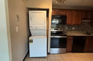 77 Colonel Bell Dr, Brockton, MA 02301 - Photo 5