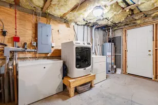 5239 N Main St, Fall River, MA 02720 - Photo 23