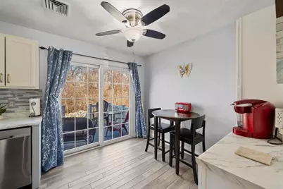 5239 N Main St #20, Fall River, MA 02720 - Photo 13