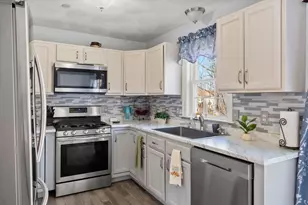 5239 N Main St, Fall River, MA 02720 - Photo 11