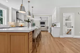 16 Evelyn St, Burlington, MA 01803 - Photo 9