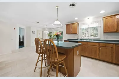 92 Ocean Hill Dr, Kingston, MA 02364 - Photo 7