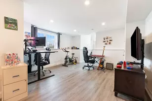 1005 Auburn St, Whitman, MA 02382 - Photo 23