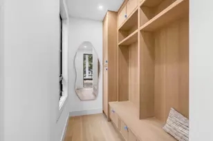 24 Newell St, Cambridge, MA 02140 - Photo 3