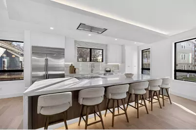 24 Newell St, Cambridge, MA 02140 - Photo 11