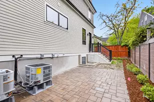 24 Newell St, Cambridge, MA 02140 - Photo 23
