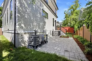 24 Newell St, Cambridge, MA 02140 - Photo 23