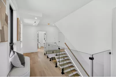 24 Newell St, Cambridge, MA 02140 - Photo 17